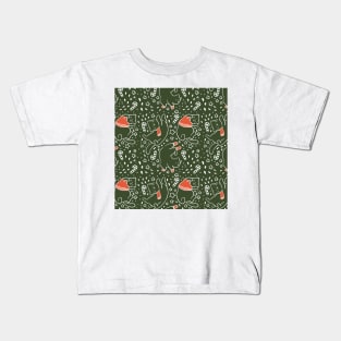 Cute lazy cat at Christmas Kids T-Shirt